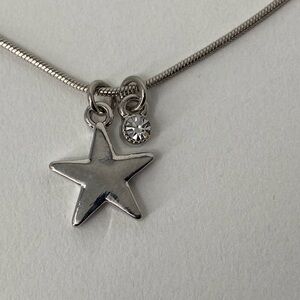 Graziano Silver Tone Star Pendant With Crystal Charm Necklace 16”-19” chain leng